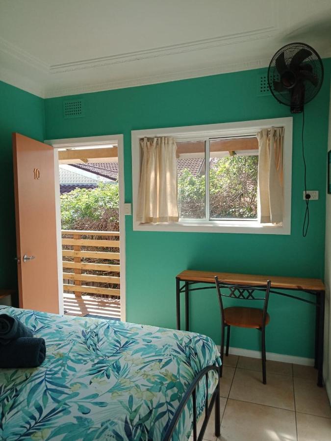 Ozzie Pozzie Backpackers - Port Macquarie YHA Ostello Esterno foto