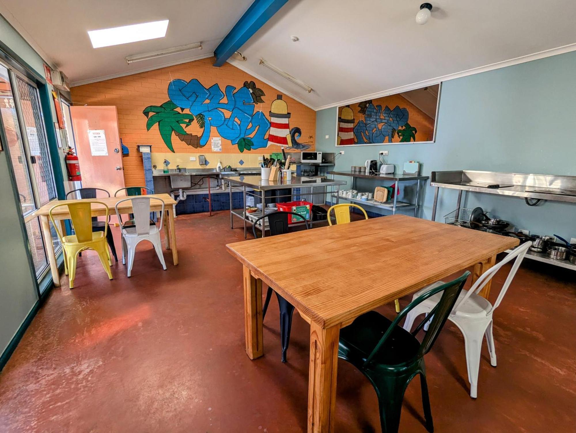 Ostello Ozzie Pozzie Backpackers - Port Macquarie YHA Esterno foto