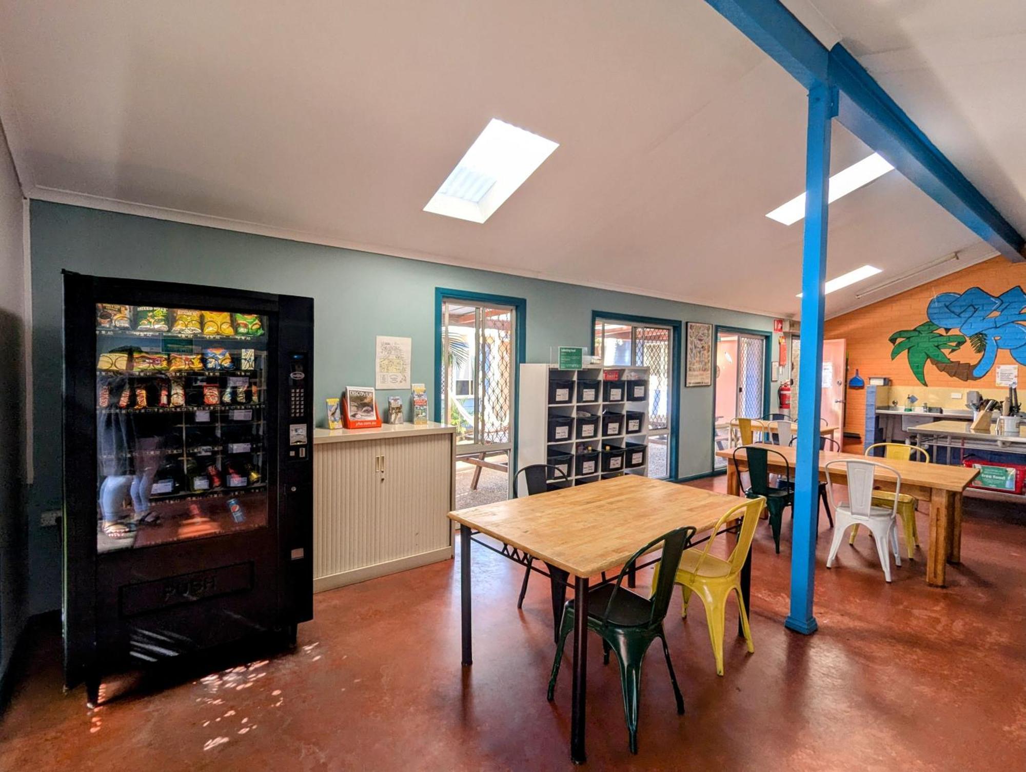 Ostello Ozzie Pozzie Backpackers - Port Macquarie YHA Esterno foto