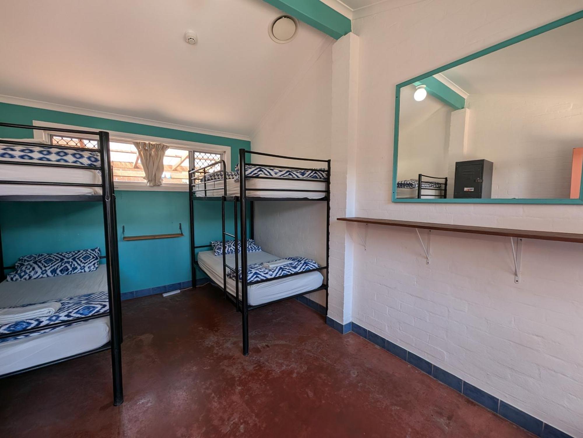 Ostello Ozzie Pozzie Backpackers - Port Macquarie YHA Esterno foto