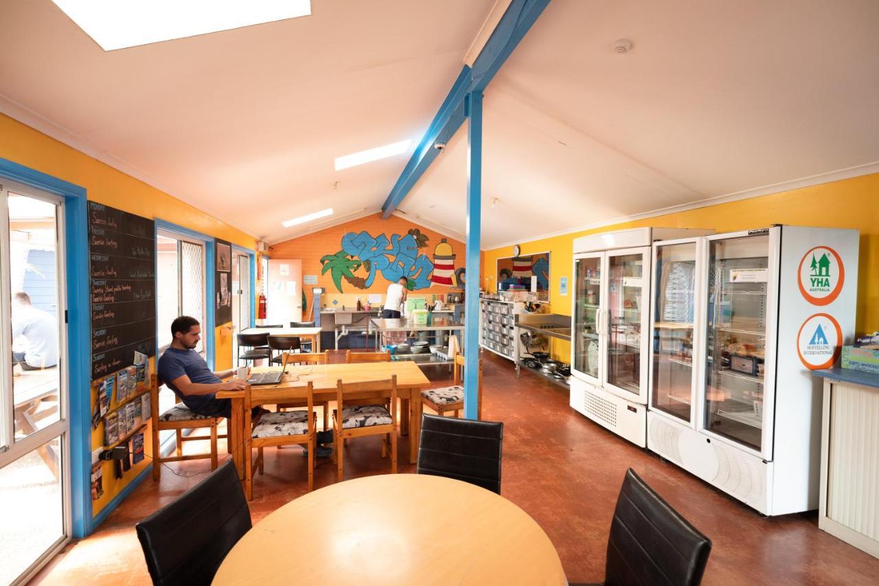 Ozzie Pozzie Backpackers - Port Macquarie YHA Ostello Esterno foto